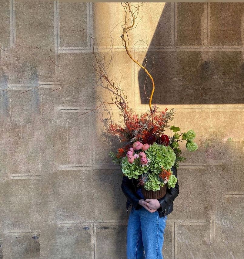 «Ponme un Marsi»: La florista de Eibar que triunfa con sus ramos diferentes