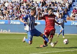 Kike García trata de adelantarse a Catena.