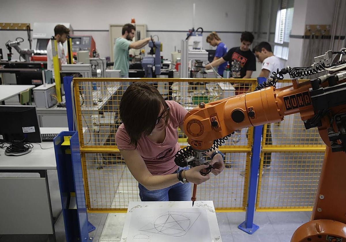 Los oficios tecnológicos ofrecen mejores condiciones.