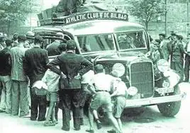Uno de los primeros autobuses del Athletic, de 1944.