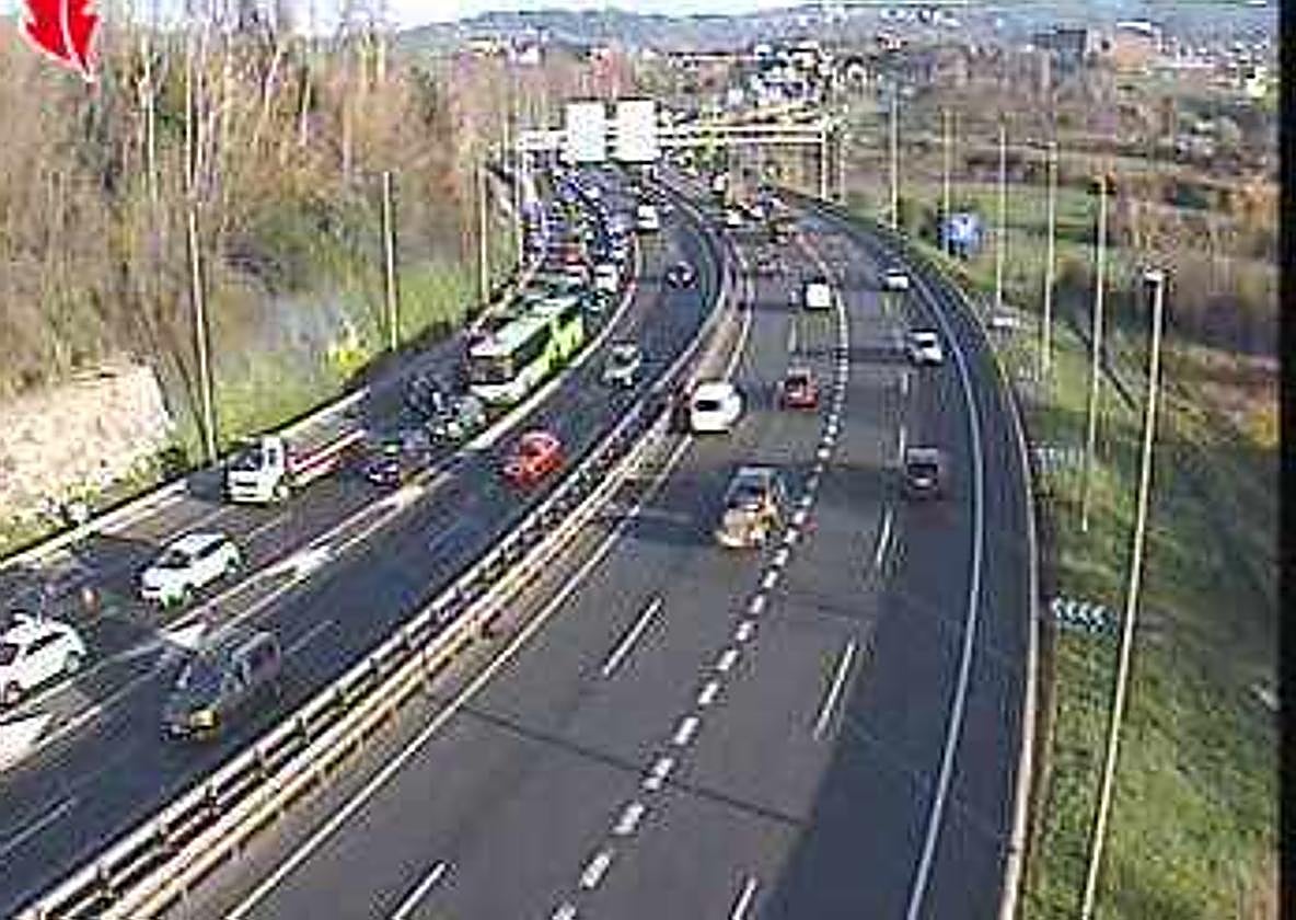 Imagen de las retenciones en el corredor.