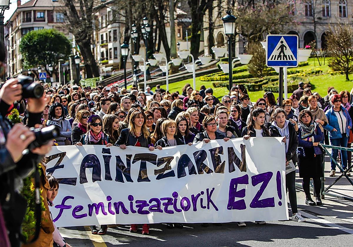 Uan manifestación anterior por el Día de la Mujer celebrada en Gernika.