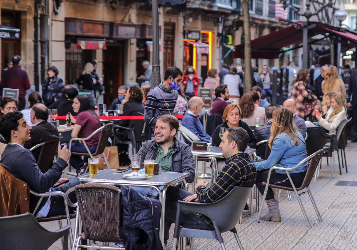 Transparencia reprende a Bilbao por no informar sobre el impacto de las terrazas