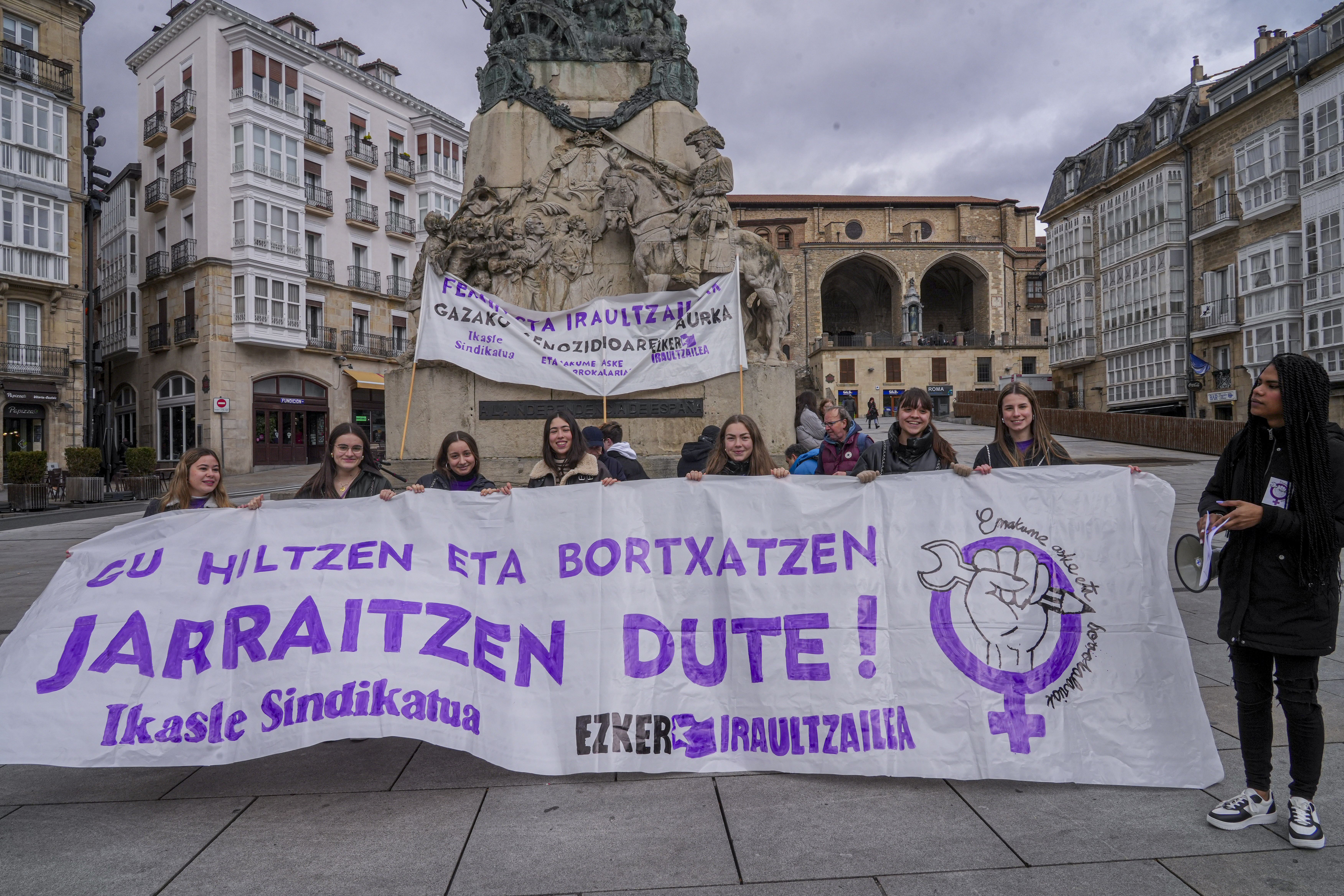 Las imágenes de las protestas de la mañana del 8M