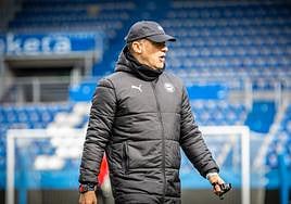 Luis García, durante una sesión preparatoria en Mendizorroza.