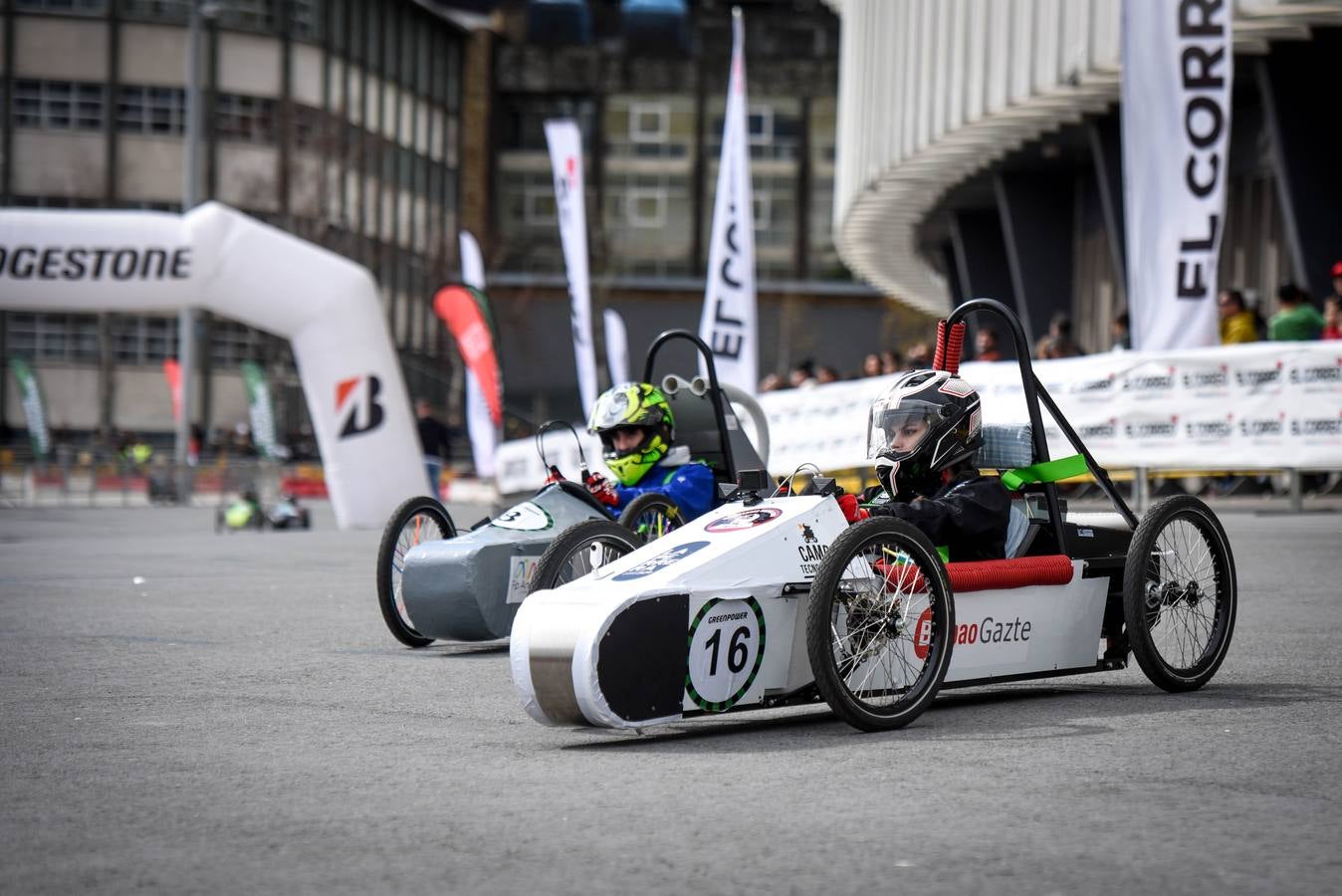 Campeonato de vehículos eléctricos en San Mamés