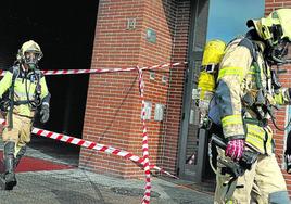 Bomberos y administradores de fincas se implican en los planes antiincendios