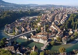 ¿Quieres trabajar para el Gobierno en el extranjero? Ofertas con contrato fijo y sueldos de hasta 60.000 euros