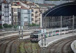 Arrestados en Cataluña y Madrid 21 grafiteros por destrozos en trenes y metros como el de Bilbao