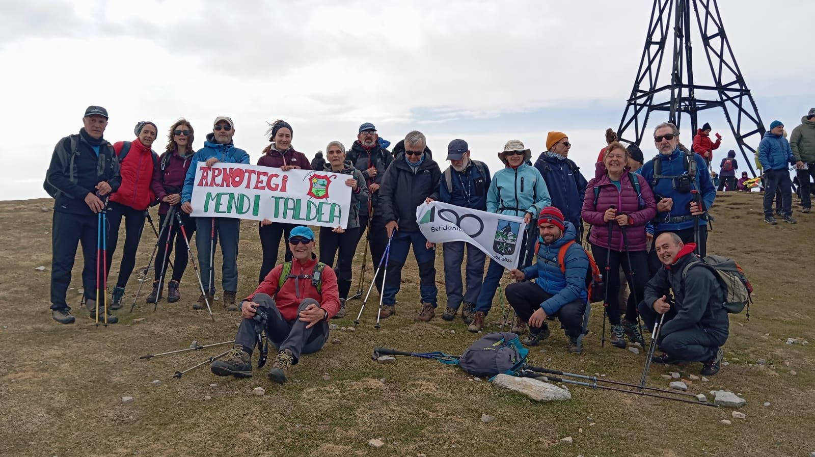 Miembros del Club Arnotegi de Bilbao.