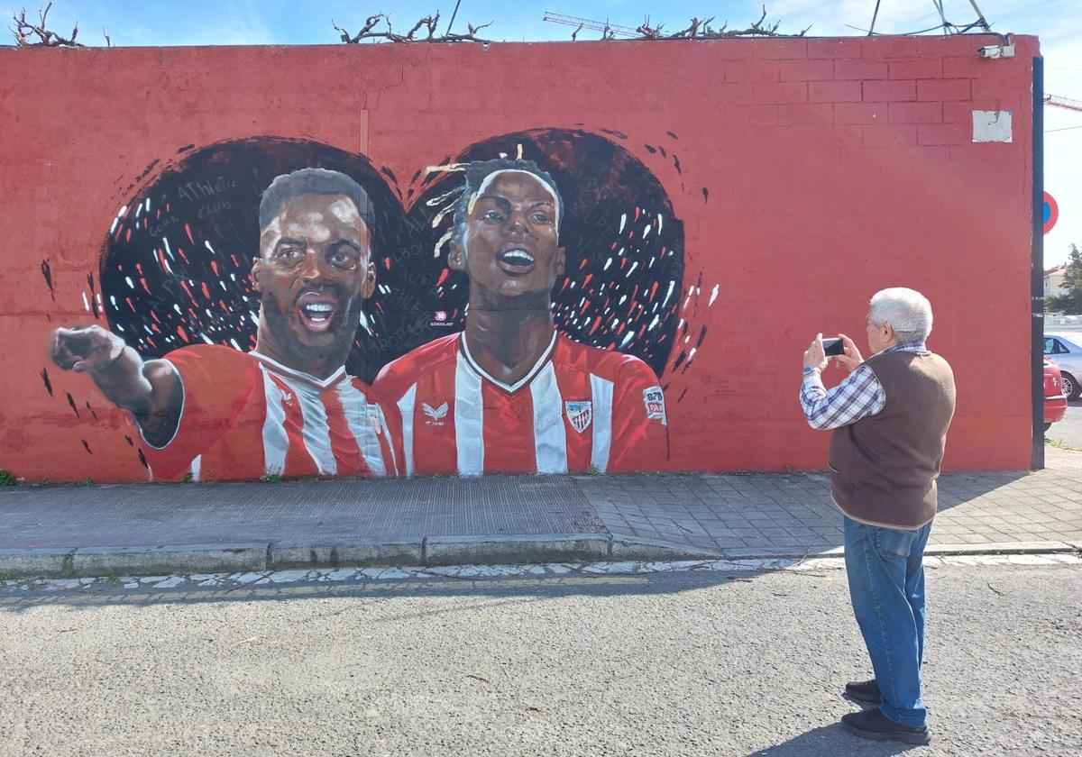 El mural dedicado a los hermanos Williams que se ha convertido en un lugar  de peregrinación para los hinchas del Athletic | El Correo