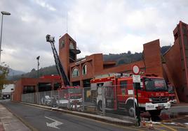 El parque de bomberos de Llodio necesita una remodelación integral que costará 4,8 millones de euros.