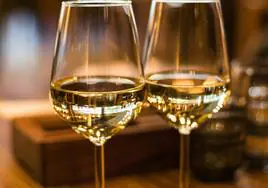 Detectan 18.400 botellas de vino común de La Rioja vendidas como Denominación de Origen de Málaga