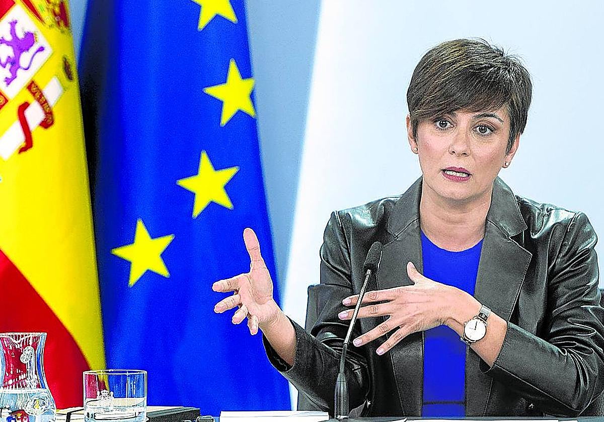 La ministra de Vivienda, Isabel Rodríguez, en la rueda de prensa posterior al Consejo de Ministros.