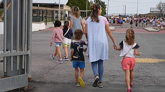 Casi uno de cada tres alumnos vascos estuvo becado el curso pasado