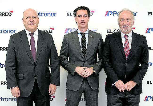 Asier Atutxa, Xabier Ochandiano y Juan Diego.