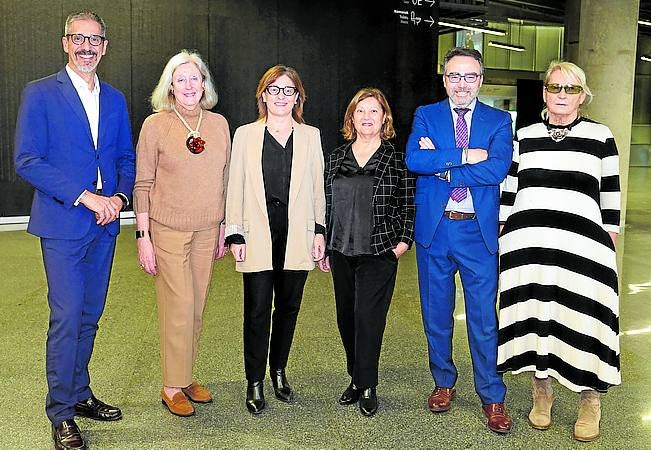 José Luis Elejalde, Sylvie Lagneaux, Larraitz Gezala, Julia Diéguez, Carmelo Lezana y Amaia Goikoetxea.