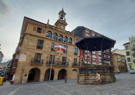 El nuevo edificio del Ayuntamiento de Bermeo queda a falta de amueblar su interior para que sea inaugurado.