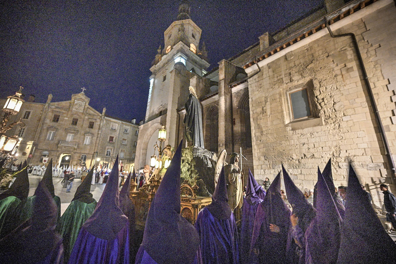 La procesión del Santo Entierro, en la plaza de Santa María.