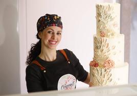 Esther, la artista de los 'cupcakes', abre una pastelería creativa en Santutxu