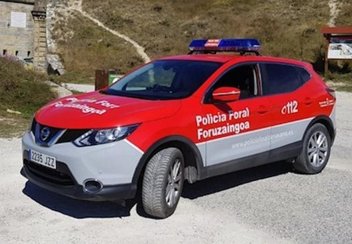 Fallece una mujer tras caer con el coche por un barranco en Navarra