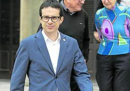 Otxandiano, en un acto reciente con exconsejeros del Gobierno vasco.