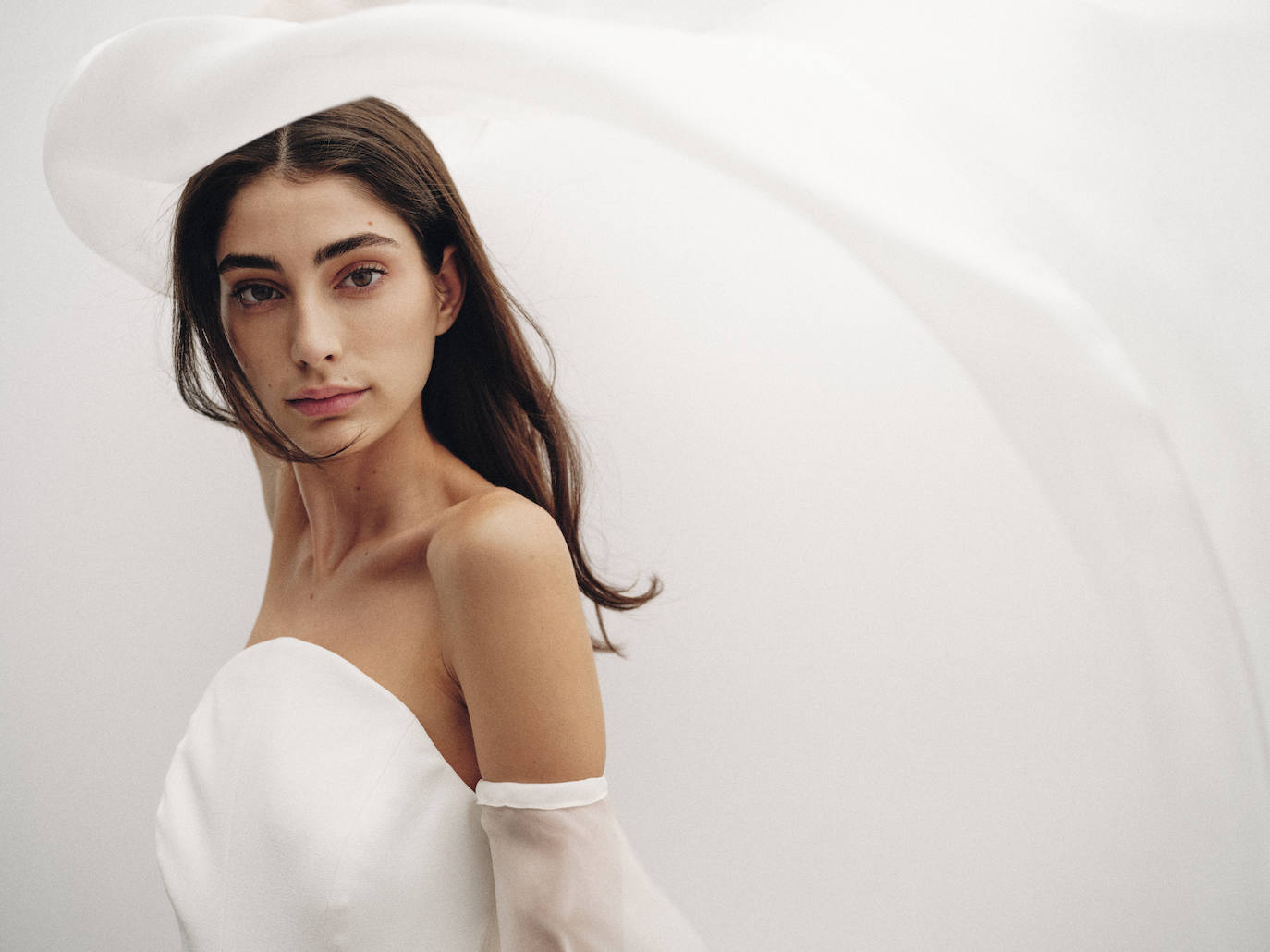 Las bilbaínas Sophie et Voilà deslumbran en Milán con vestidos de novia inspirados en la capital vizcaína