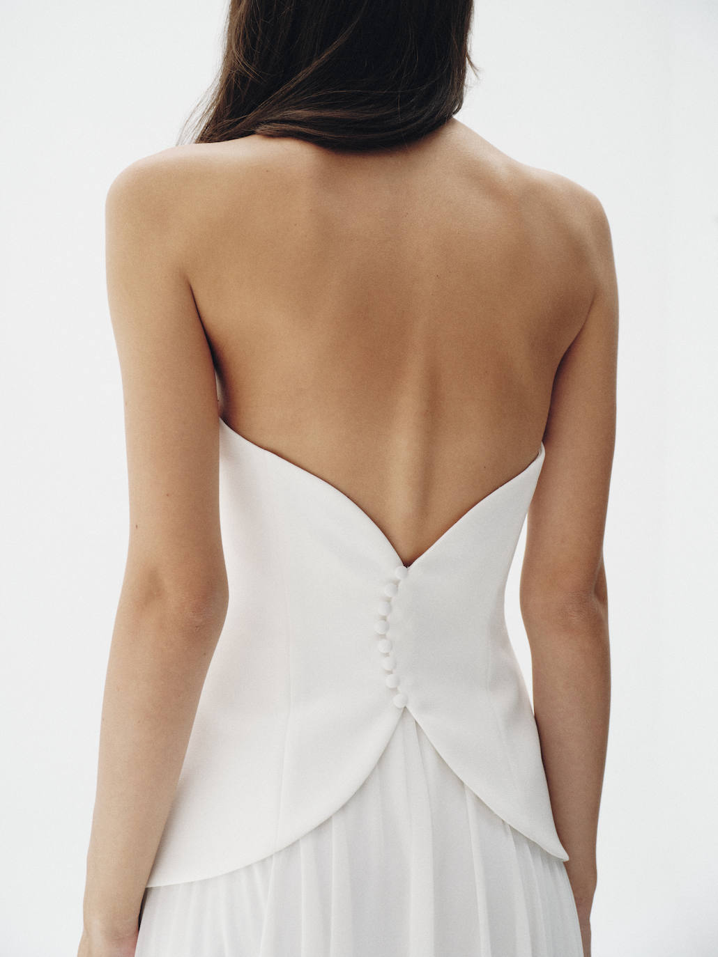 Las bilbaínas Sophie et Voilà deslumbran en Milán con vestidos de novia inspirados en la capital vizcaína