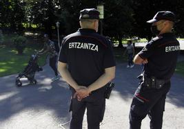 La Ertzaintza detiene a un hombre de 37 años por apuñalar a otro