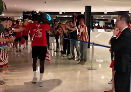 Pasillo a los jugadores en el hotel.