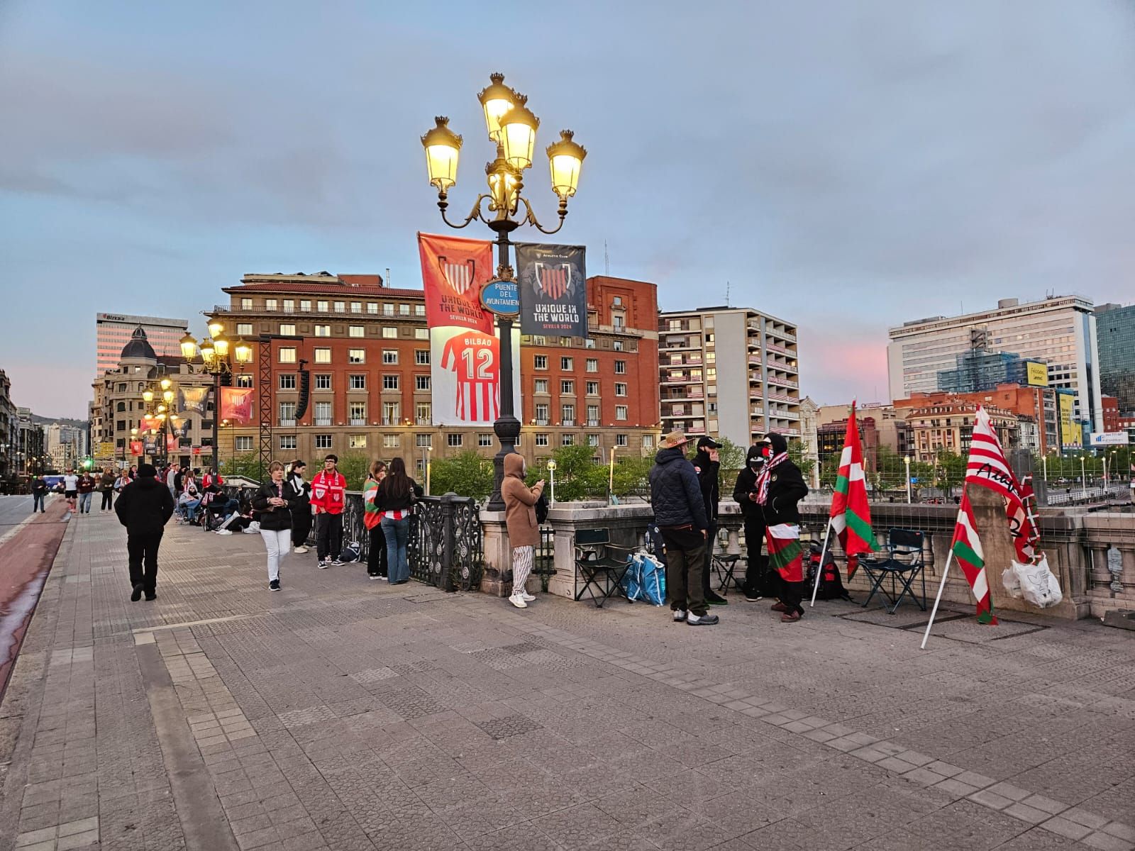 Las imágenes de la fiesta de la gabarra en Bilbao