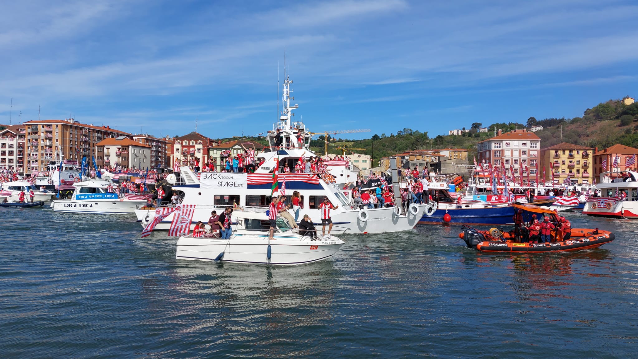 Barakaldo, fotos e información: «Tengo muchas ganas de ver pasar mi primera gabarra»