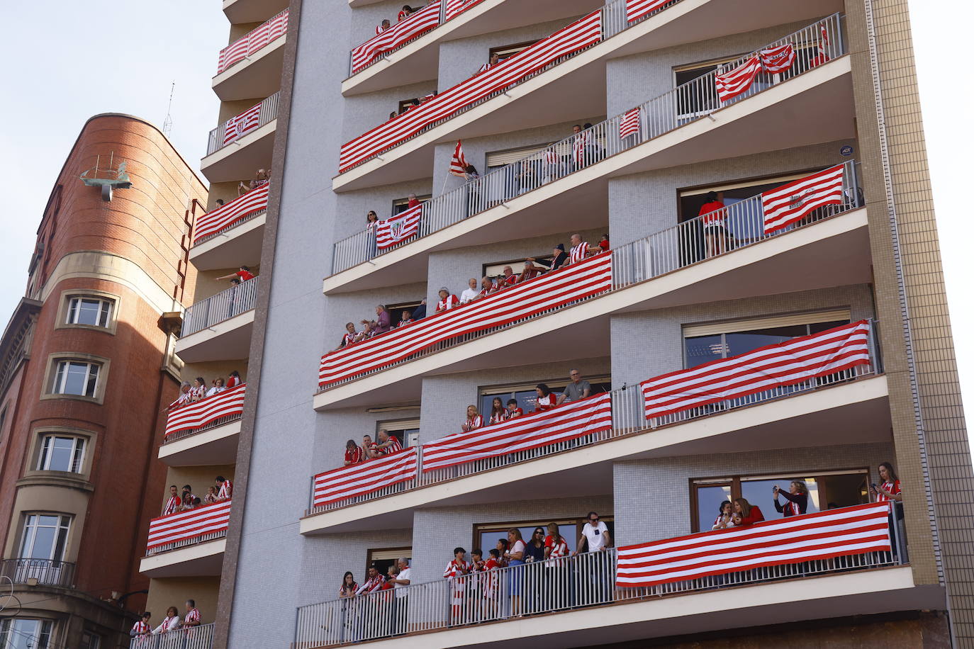 Las imágenes de la fiesta de la gabarra en Bilbao