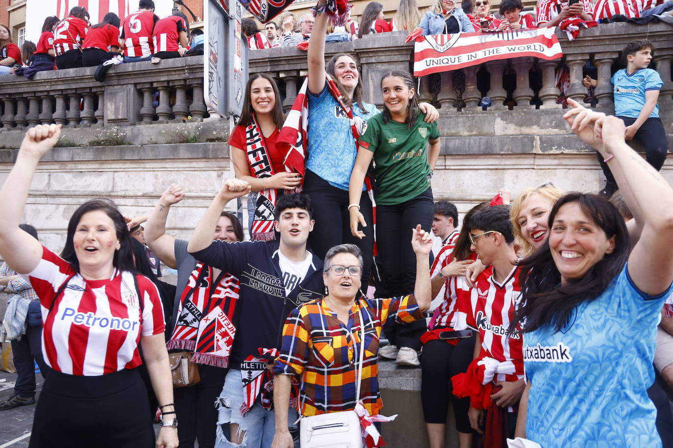 Las imágenes de la fiesta de la gabarra en Bilbao