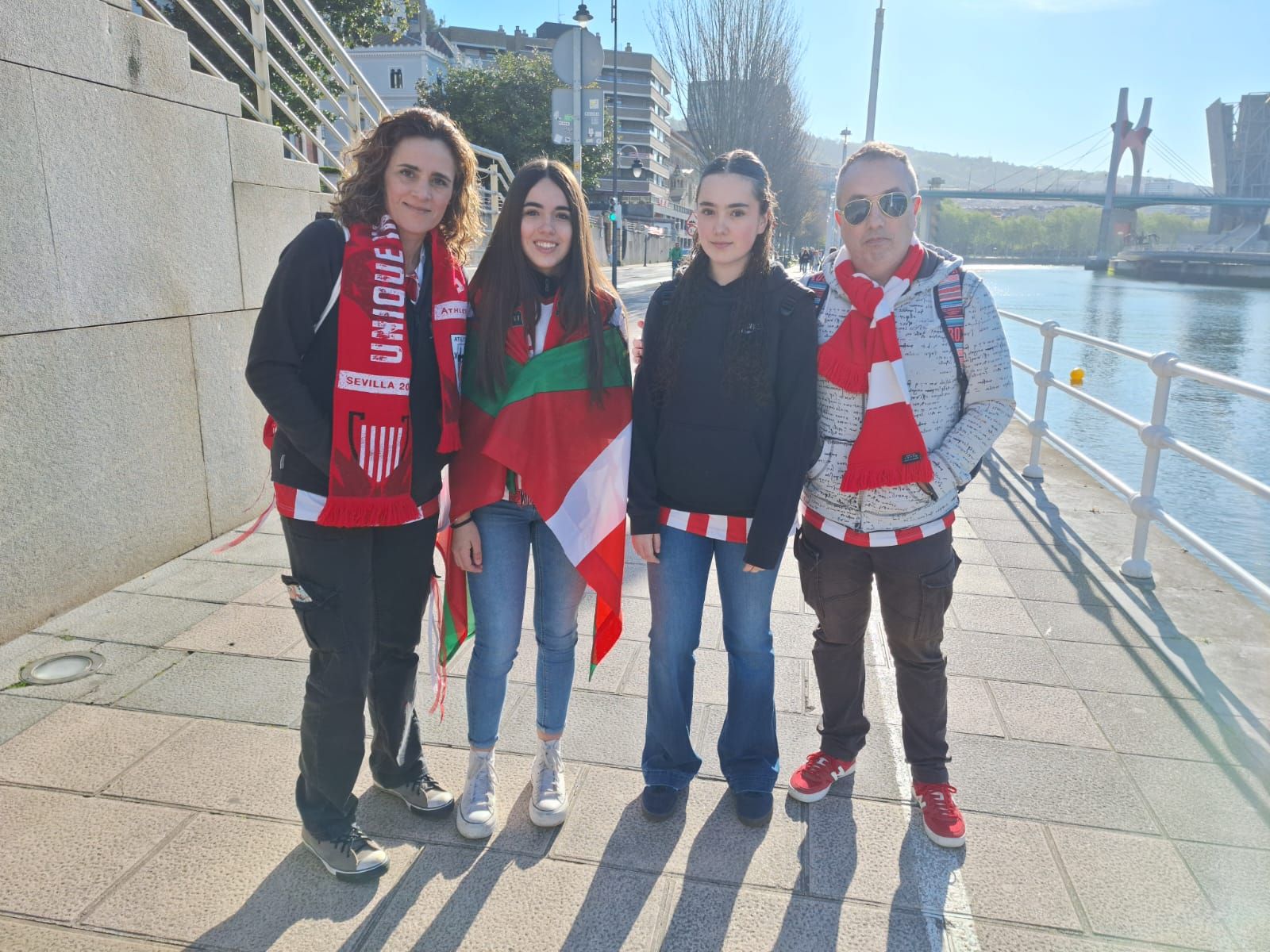 Las imágenes de la fiesta de la gabarra en Bilbao