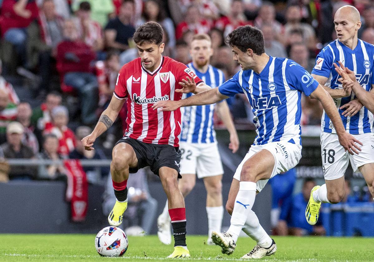 El último partido del Athletic en San Mamés fue hace un mes ante el Alavés.