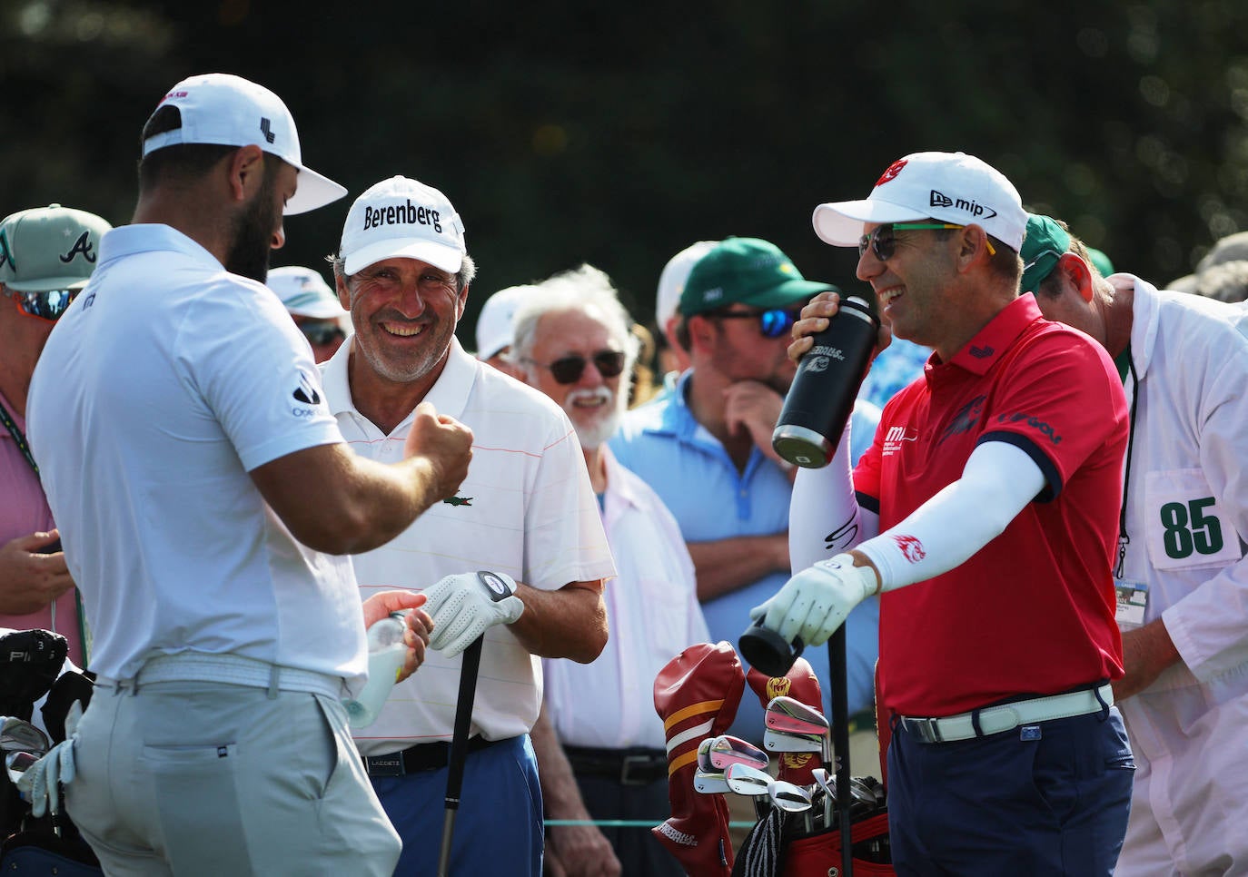 Jon Rahm, José María Olazabal y Sergio García entrenaron juntos el miércoles.