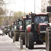 Los tractores tomarán las calles de Vitoria hoy con la UAGA y mañana de la mano de los independientes