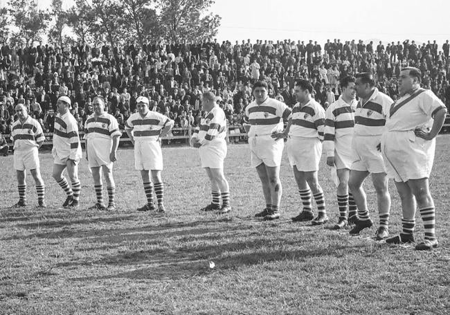 El partido de 'Gordos y flacos' divirtió al público en 1957.