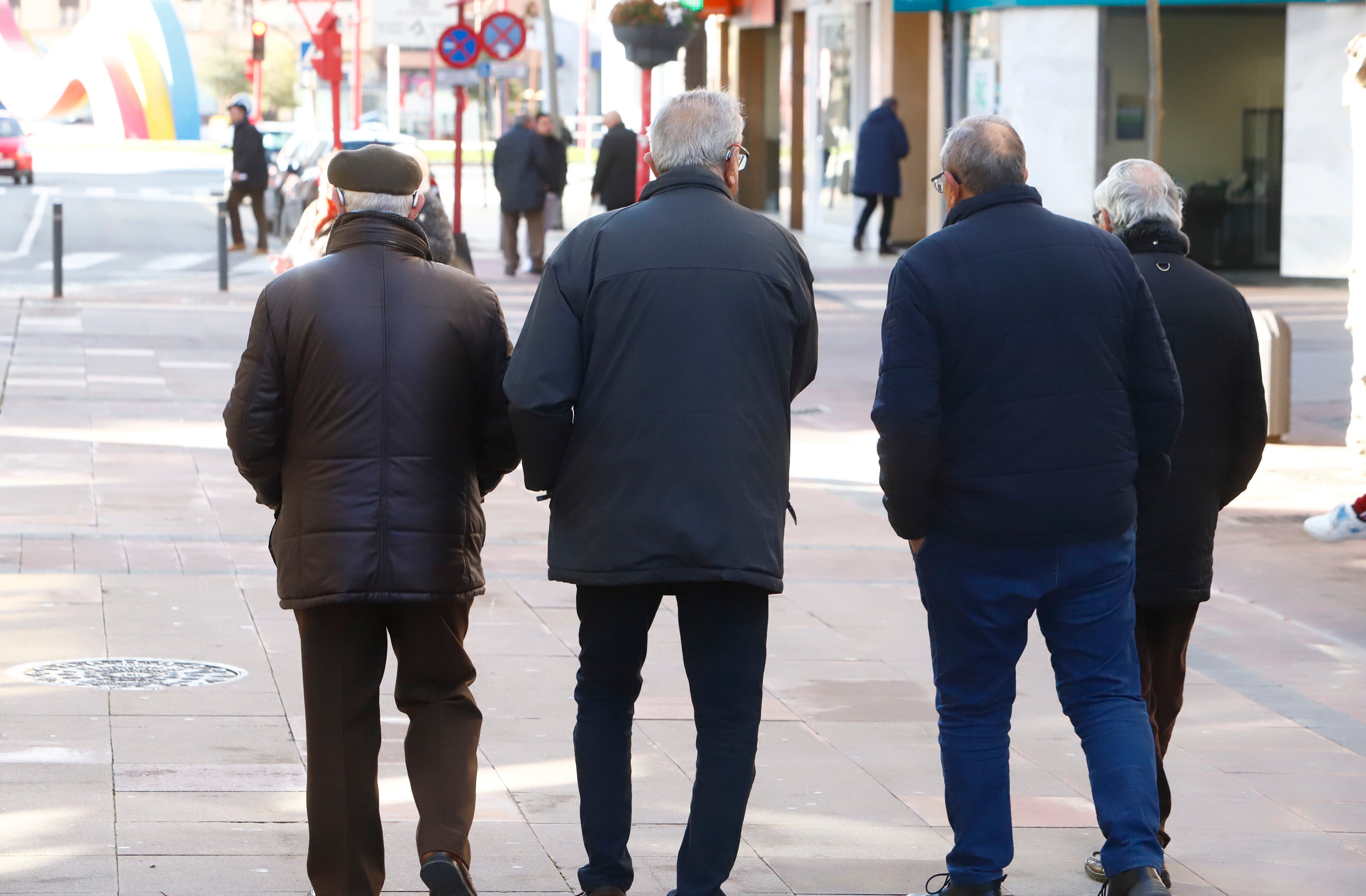 Un sentencia indemniza con 1.800 euros a un jubilado vasco por tener que pleitear el plus de maternidad