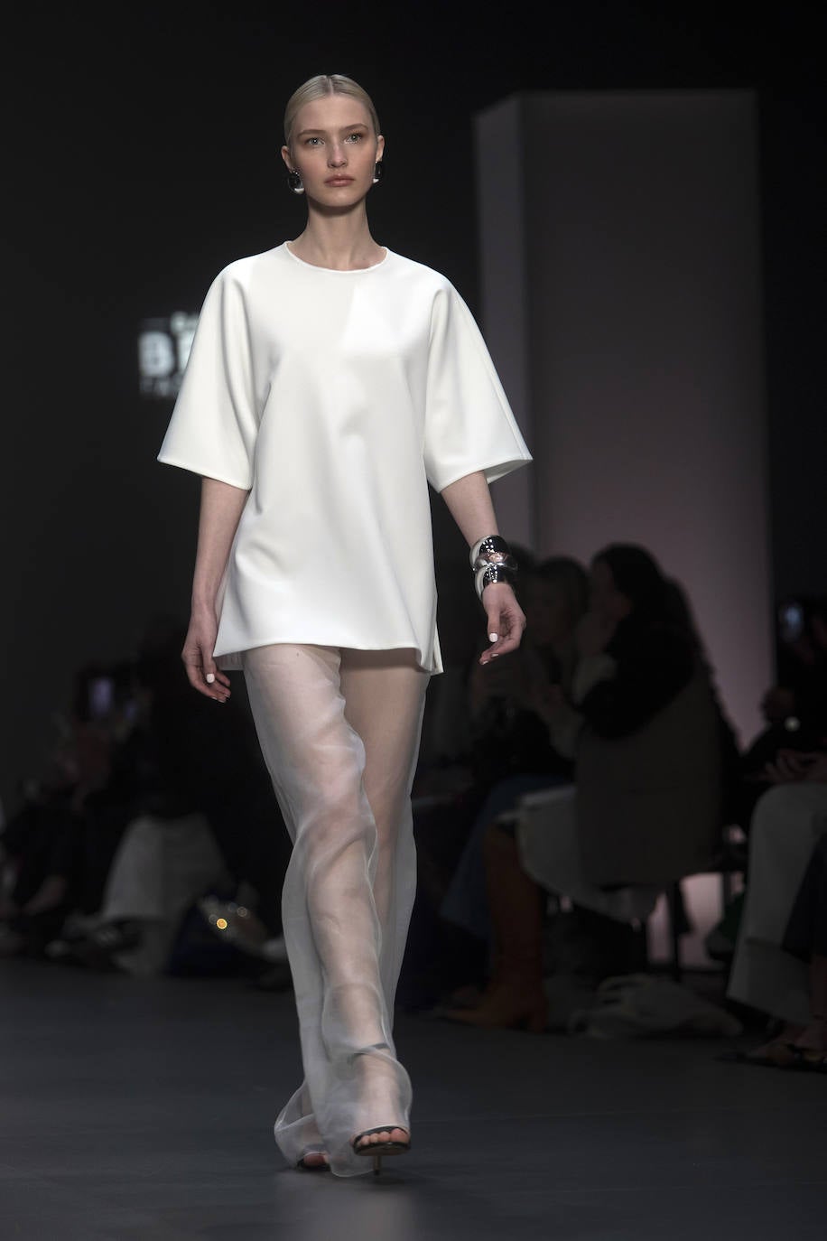 Las bilbaínas Sophie et Voilà se consagran como las mejores diseñadoras nupciales del mundo