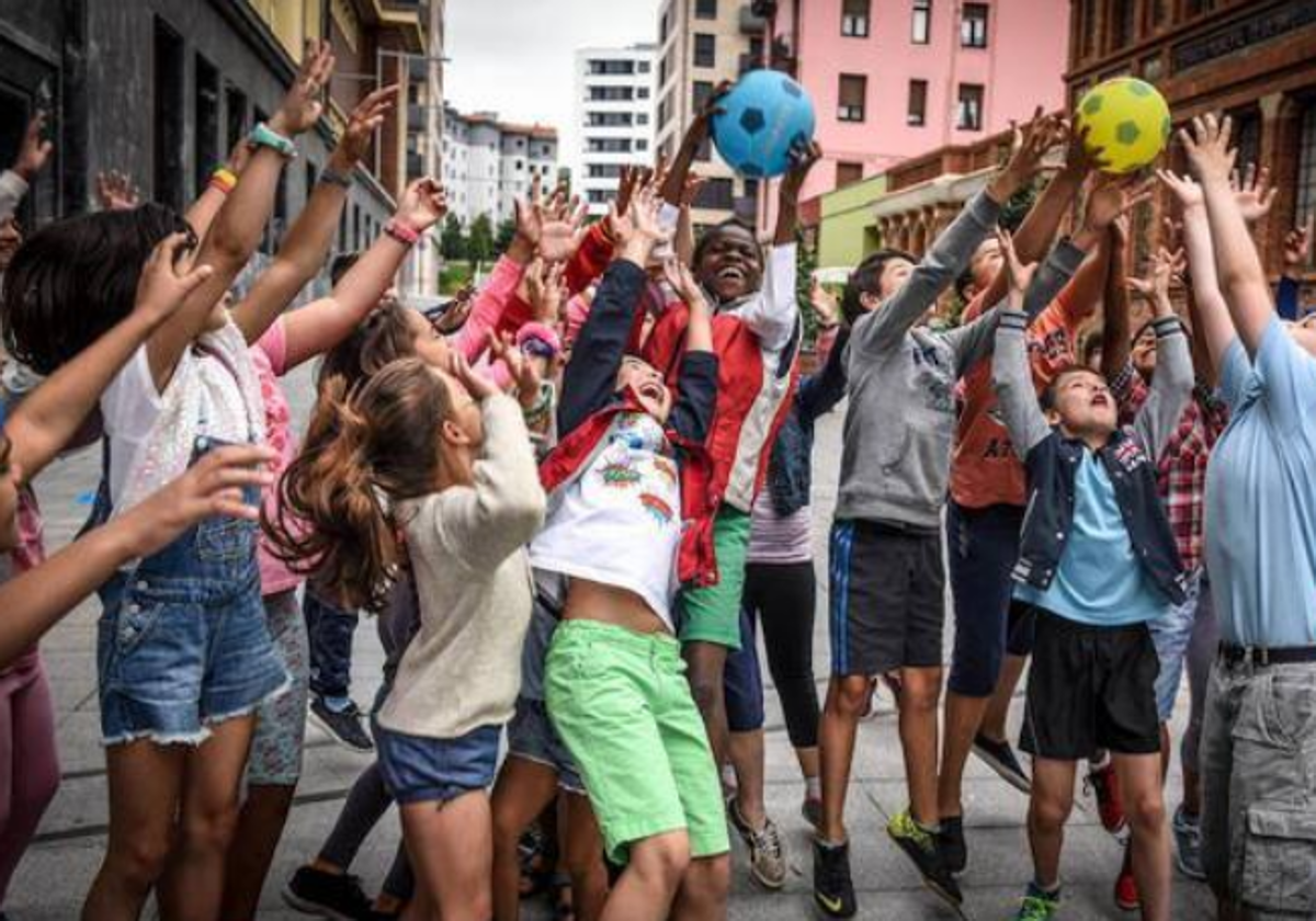 Colonias de verano en Bilbao 2024: oferta, fechas, edades...