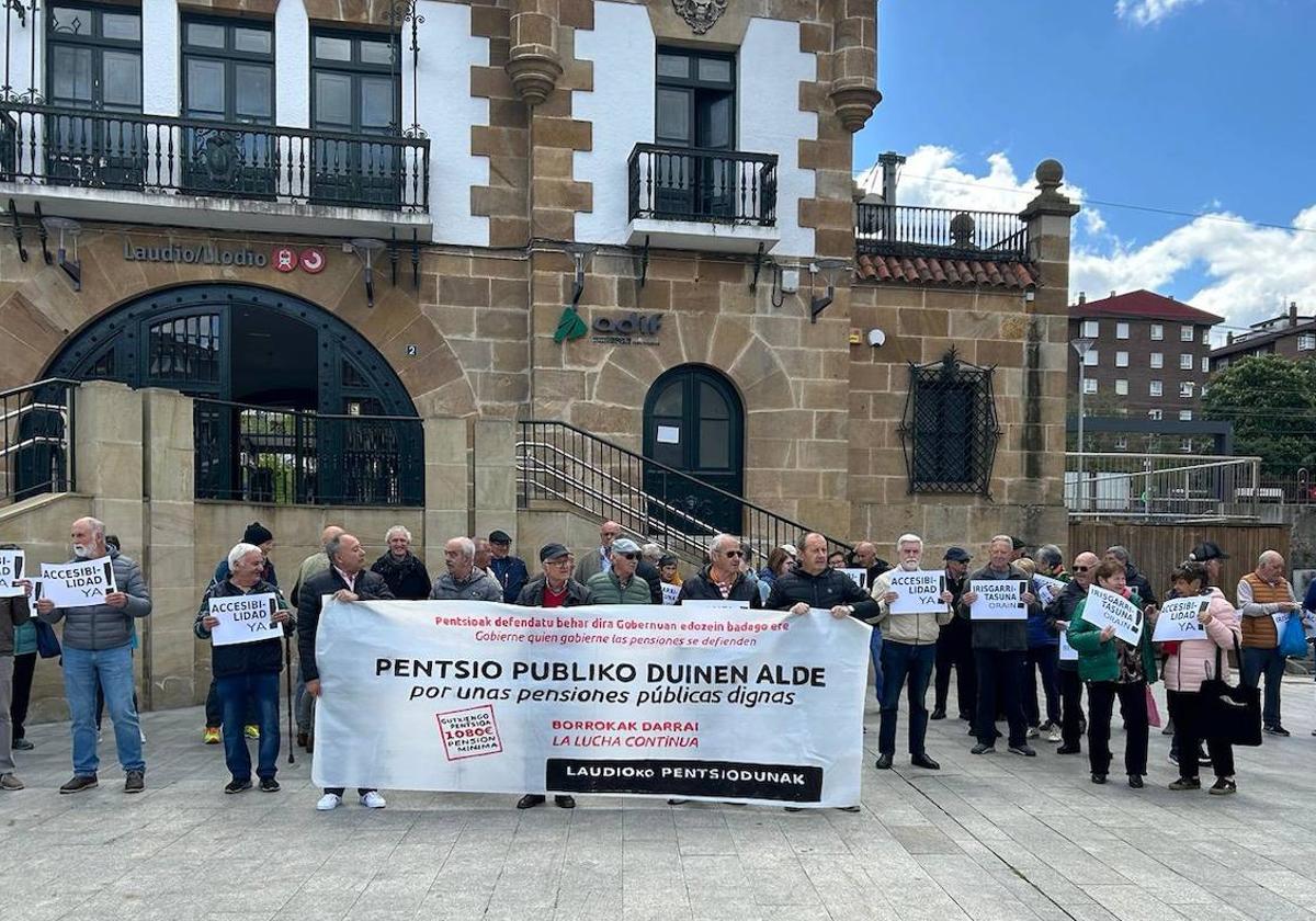 Los pensionsitas de LlodIo se han sumado a los de Amurrio y Orduña.