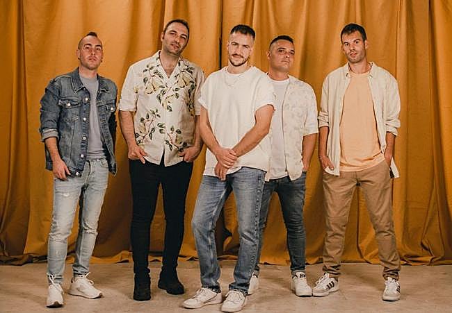 La banda alavesa En Tol Sarmiento.