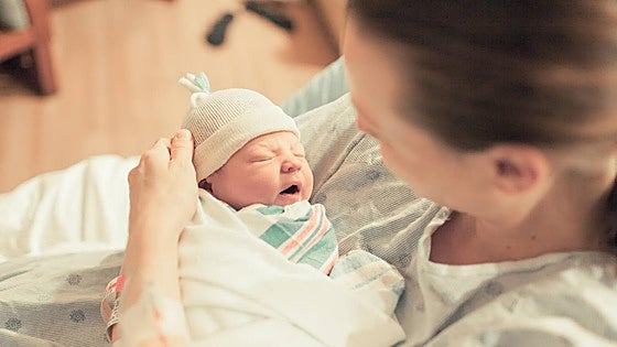 Encuentros con la Salud aborda el desafío de ser madre a partir de los 40 años
