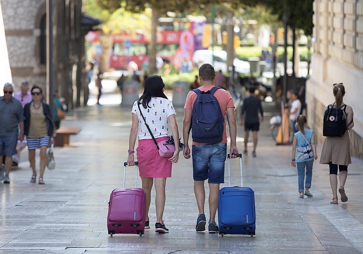 Los turistas son los demás