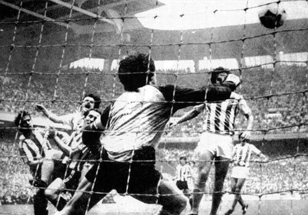 Tres mil goles, una Liga y un doblete