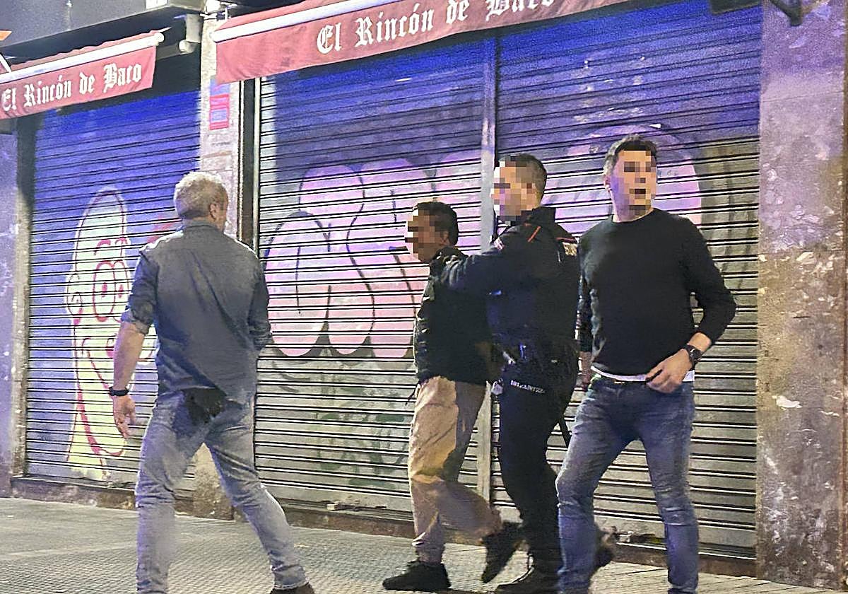 El hombre ha sido detenido por amenazas.