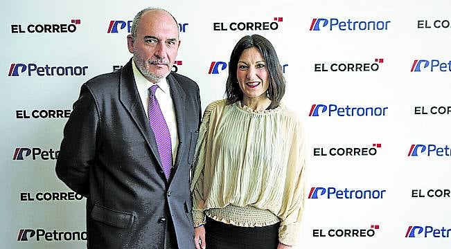 Gonzalo Álvarez y Oihane Aguirregoitia. 