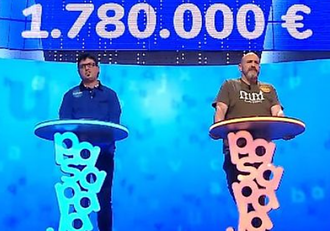 A la izquierda, Moisés Laguardia, y a la derecha, Oscar Díaz, los dos aspirantes al bote.